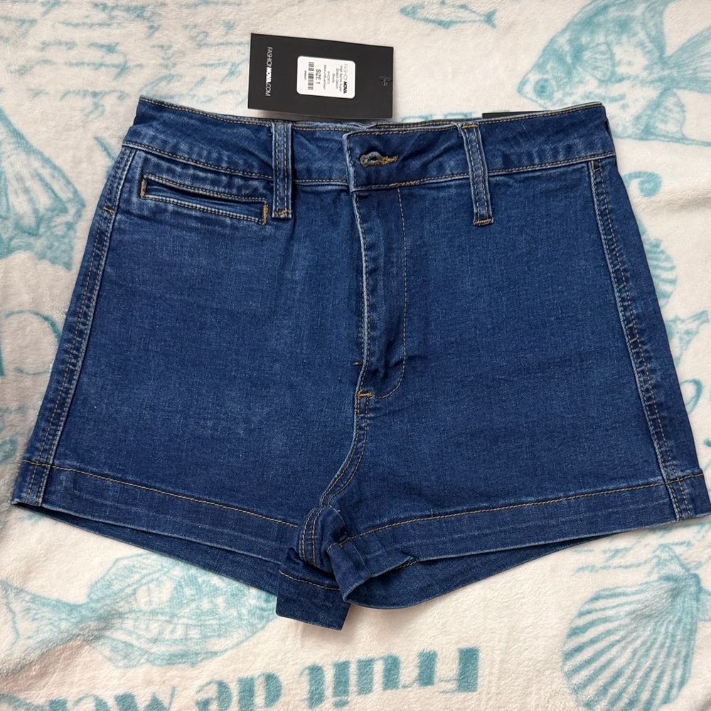 Fashion Nova Dark Blue Jean Shorts Size 1